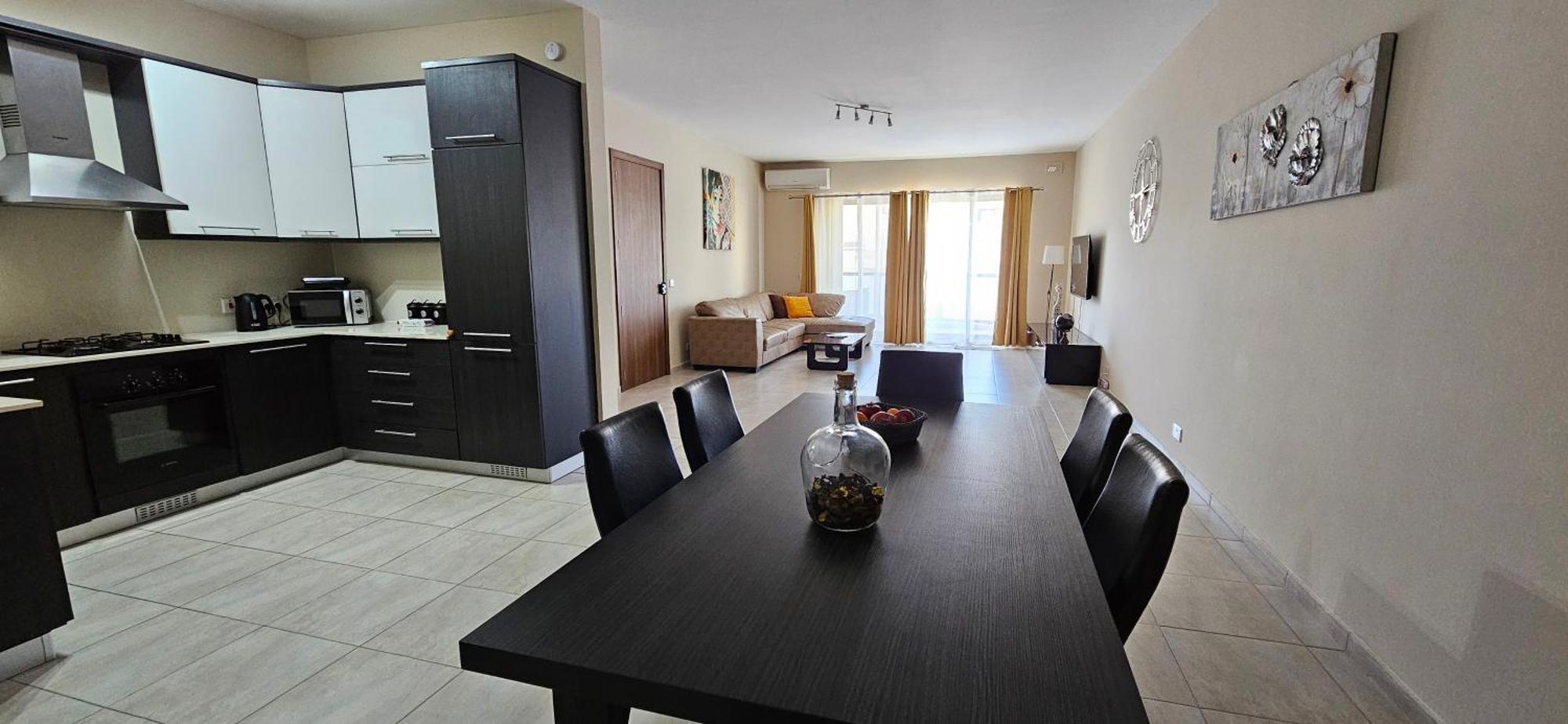 Large Apartment In Marsascala. Sleeps 6 Марсаскала Екстер'єр фото