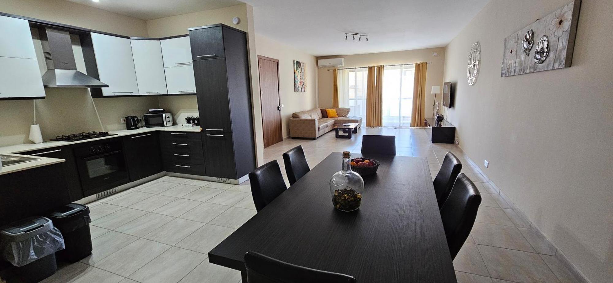 Large Apartment In Marsascala. Sleeps 6 Марсаскала Екстер'єр фото